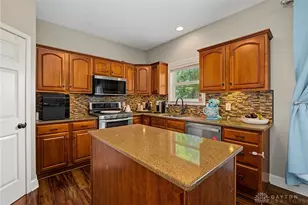 8865 Wildfire Ct, Washington Twp, OH 45458 - Photo 14