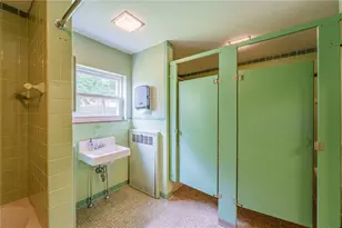 220 W Siebenthaler Ave, Dayton, OH 45405 - Photo 32