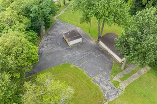 220 W Siebenthaler Ave, Dayton, OH 45405 - Photo 50