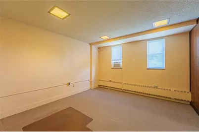 220 W Siebenthaler Avenue, Dayton, OH 45405 - Photo 14