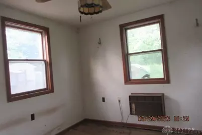 11422 Pansing Road, Brookville, OH 45309 - Photo 10