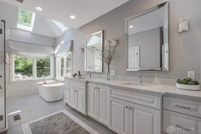 1724 W Rahn Road, Washington Twp, OH 45459 - Photo 24