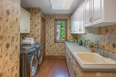 1724 W Rahn Road, Washington Twp, OH 45459 - Photo 42