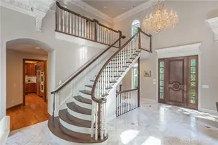 1724 W Rahn Rd, Washington Twp, OH 45459 - Photo 8