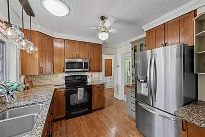 327 East Drive, Oakwood, OH 45419 - Photo 10