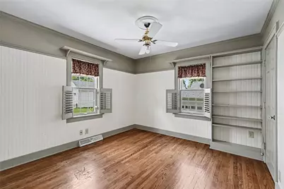 327 East Drive, Oakwood, OH 45419 - Photo 16