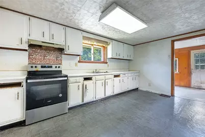 3957 Old Columbus Road, Springfield Twp, OH 45503 - Photo 10