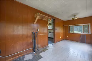 3957 Old Columbus Rd, Springfield Twp, OH 45503 - Photo 14