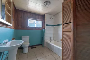 3957 Old Columbus Rd, Springfield Twp, OH 45503 - Photo 16
