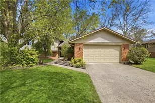 1315 Seminary View Dr, Centerville, OH 45458 - Photo 1