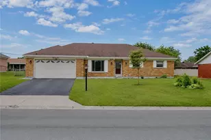 4530 Knollcroft Rd, Trotwood, OH 45426 - Photo 1