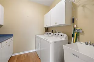 3600 English Ct, Butler Twp, OH 45414 - Photo 36