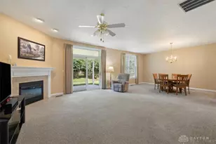 3600 English Ct, Butler Twp, OH 45414 - Photo 12