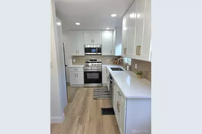 1831 Pinecrest Drive, Dayton, OH 45414 - Photo 14