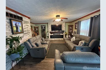 6744 Heritage Park Boulevard, Dayton, OH 45424 - Photo 8