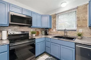 4253 Frontenac Dr, Beavercreek, OH 45440 - Photo 6