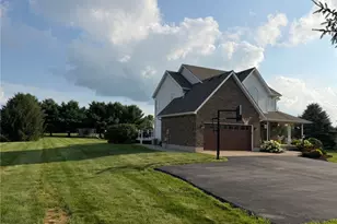 3875 Pinewood Ave, German Twp, OH 45502 - Photo 4