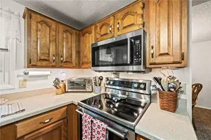 6308 Burkwood Dr, Clayton, OH 45315 - Photo 14