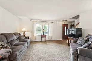 6308 Burkwood Dr, Clayton, OH 45315 - Photo 8