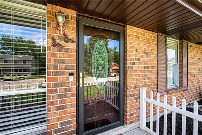 240 Orchard Hill Drive, West Carrollton, OH 45449 - Photo 6