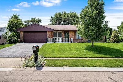 240 Orchard Hill Drive, West Carrollton, OH 45449 - Photo 4
