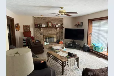 2045 Canterbury Court, Troy, OH 45373 - Photo 6