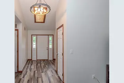 10035 Mallet Drive, Centerville, OH 45458 - Photo 4