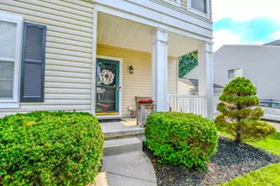10278 Peacock Ln, Miami Township, OH 45342 - Photo 2