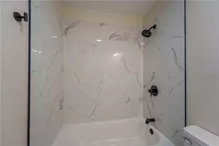 1272 Clement Ave, Dayton, OH 45417 - Photo 18
