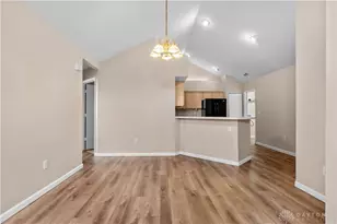 2421 Patrick Blvd, Beavercreek, OH 45431 - Photo 18