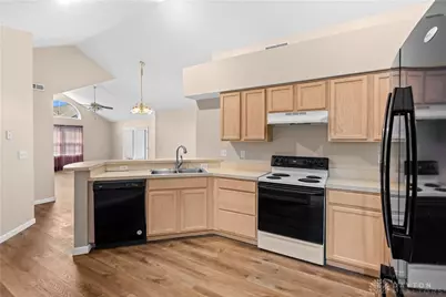 2421 Patrick Boulevard, Beavercreek, OH 45431 - Photo 22