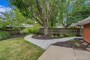 2716 Ridgeville Ct, Kettering, OH 45440 - Photo 32