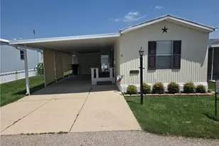 217 Pecan Dr, Fairborn, OH 45324 - Photo 1