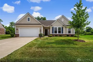 961 Reeder Cir, Washington Twp, OH 45458 - Photo 2