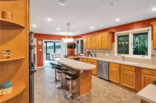 1995 Indianhead Rd, Washington Twp, OH 45459 - Photo 18