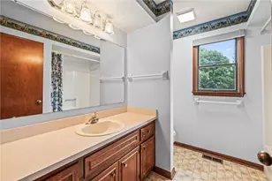 9184 N Creek Ln, Washington Twp, OH 45458 - Photo 30