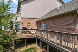 307 Leyland Park Dr, Wilmington, OH 45177 - Photo 2