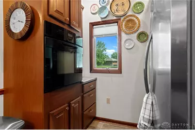 307 Leyland Park Drive, Wilmington, OH 45177 - Photo 6