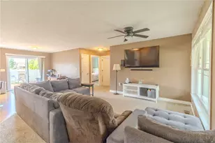 1285 Peggy Ln, Wilmington, OH 45177 - Photo 4