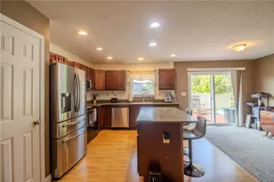 1285 Peggy Ln, Wilmington, OH 45177 - Photo 8
