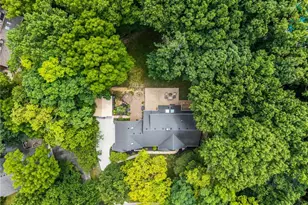 2845 Broken Woods Dr, Troy, OH 45373 - Photo 4