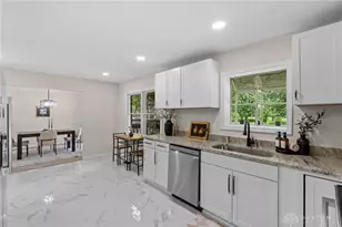 7826 Deerhurst Pl, Maineville, OH 45039 - Photo 12