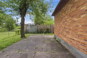 104 N Bromfield Rd, Kettering, OH 45429 - Photo 54