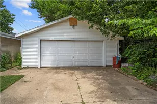 48 Sherman St, Dayton, OH 45403 - Photo 6