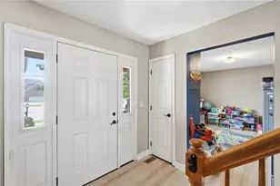 3937 White Spruce Cir, Riverside, OH 45424 - Photo 8