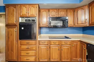 6320 Rosa Linda Dr, Washington Twp, OH 45459 - Photo 18