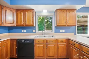 6320 Rosa Linda Dr, Washington Twp, OH 45459 - Photo 16