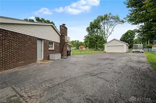 1545 Gunther Dr, Bellbrook, OH 45305 - Photo 10