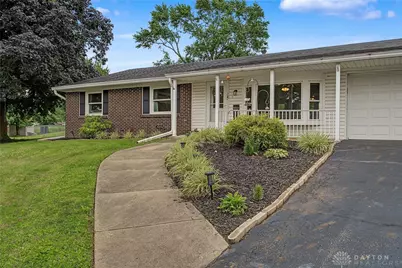 1545 Gunther Drive, Bellbrook, OH 45305 - Photo 4