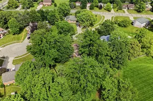 316 Beacon Ct, Washington Twp, OH 45458 - Photo 4